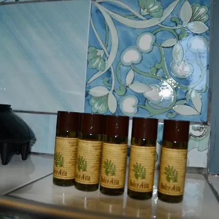 Paradise 500m Dal Mare In Estate Servizio Navetta Per Centro فندق مبيت وإفطار