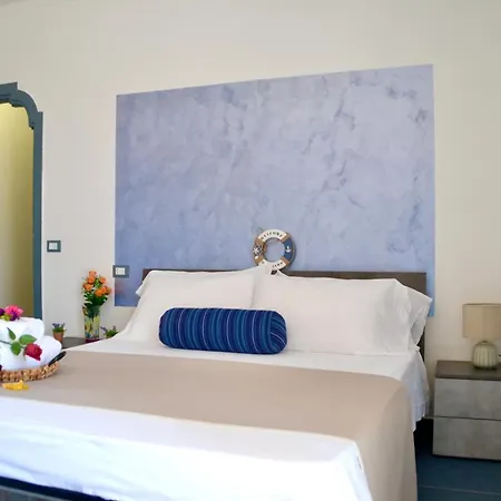 Paradise 500m Dal Mare In Estate Servizio Navetta Per Centro Nocleg ze śniadaniem Sperlonga